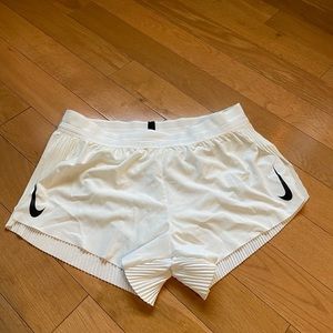 Nike aeroswift shorts
